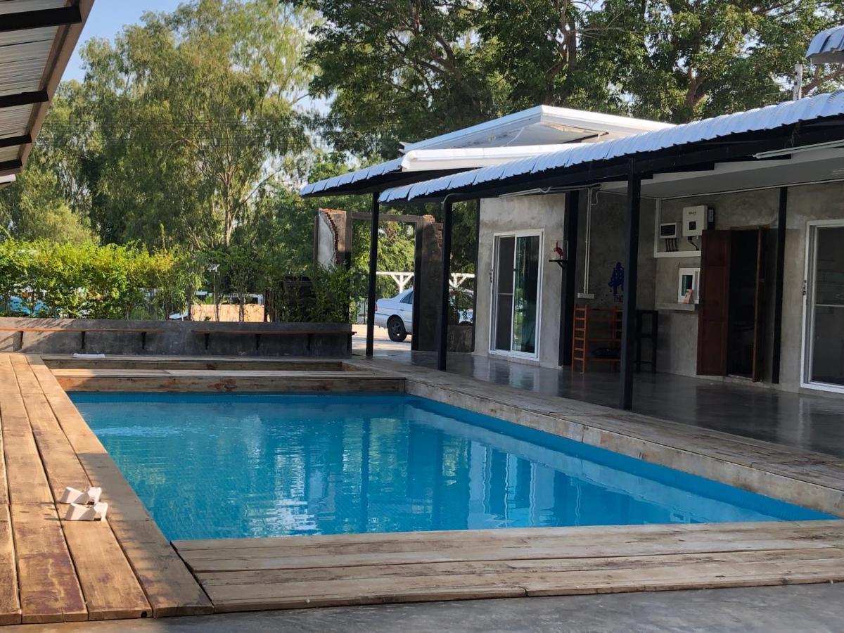 Solarcell Private Homestay Uthai Thani Exterior photo